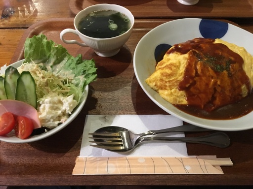 イエローモンスターカフェ