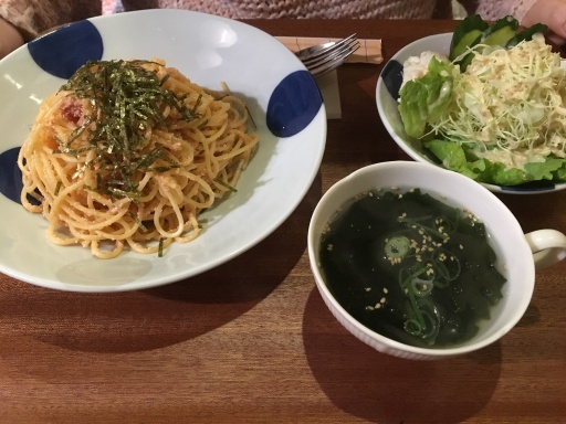 イエローモンスターカフェ